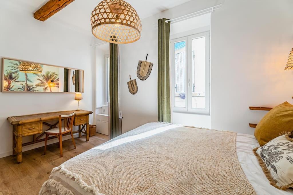 Ciotat Colada Beau Duplex Atypique A 50 M Du Port Classe 3 Etoiles La Ciotat Exterior foto